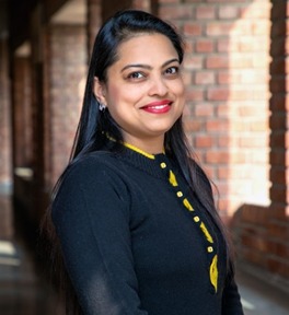 Dr. Richa Tomar